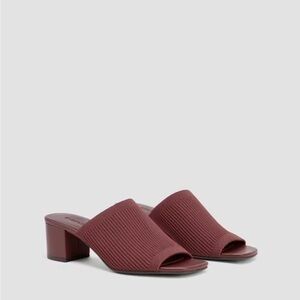 Everlane Fudge Knit Sandals
